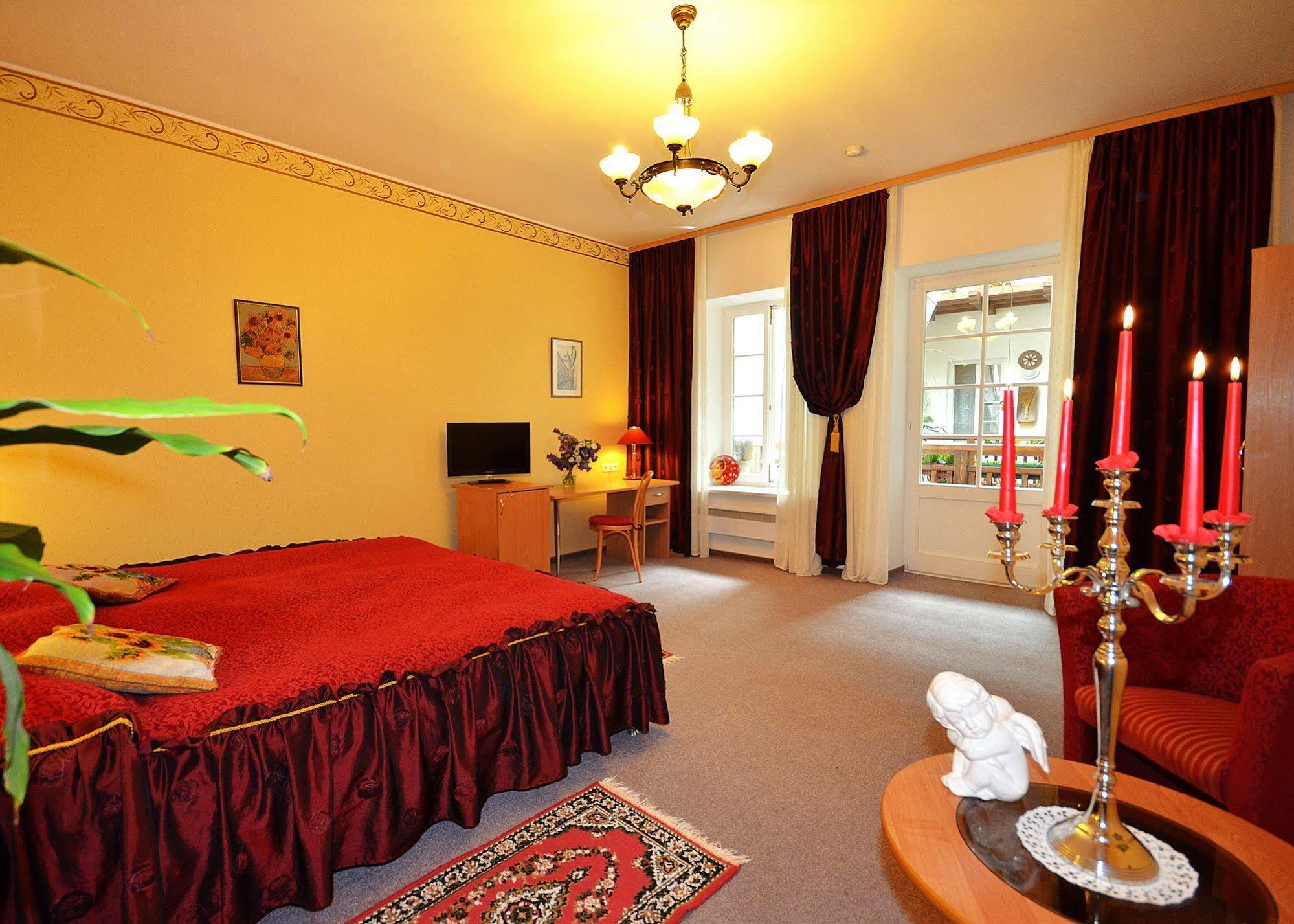 Angel Town Hall Apartments Vilnius Ngoại thất bức ảnh