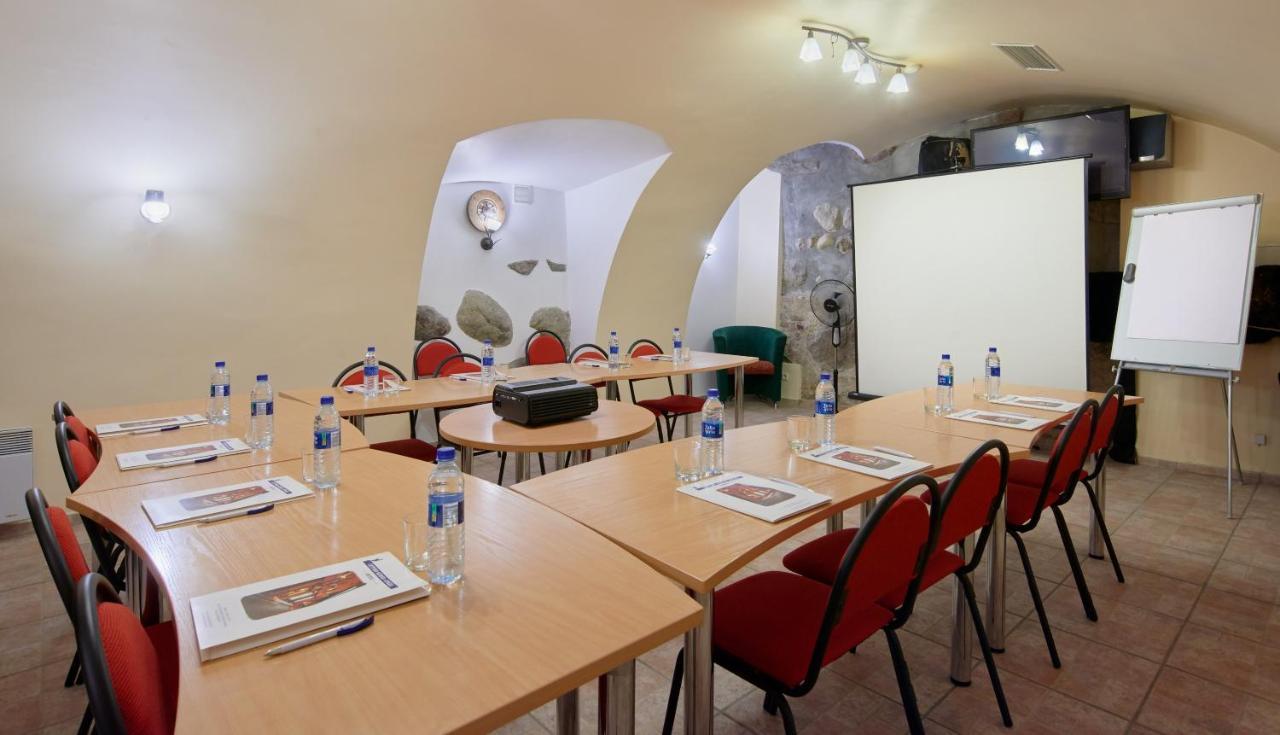 Angel Town Hall Apartments Vilnius Ngoại thất bức ảnh